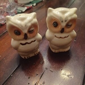 Cute Owl Salt and Pepper Shakers 1950s Shawnee Pottery